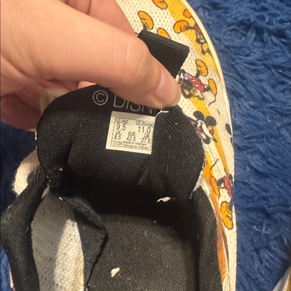 Disney Vans Ultrarange Rapid Mickey Mouse Sneakers - Picture 3 of 3
